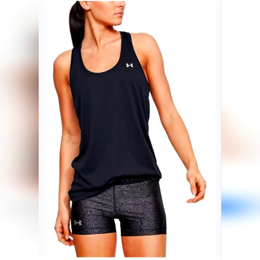 (M)🆕️🌷Under Armour🌷Raceback Tank Top Ptp16×L26"